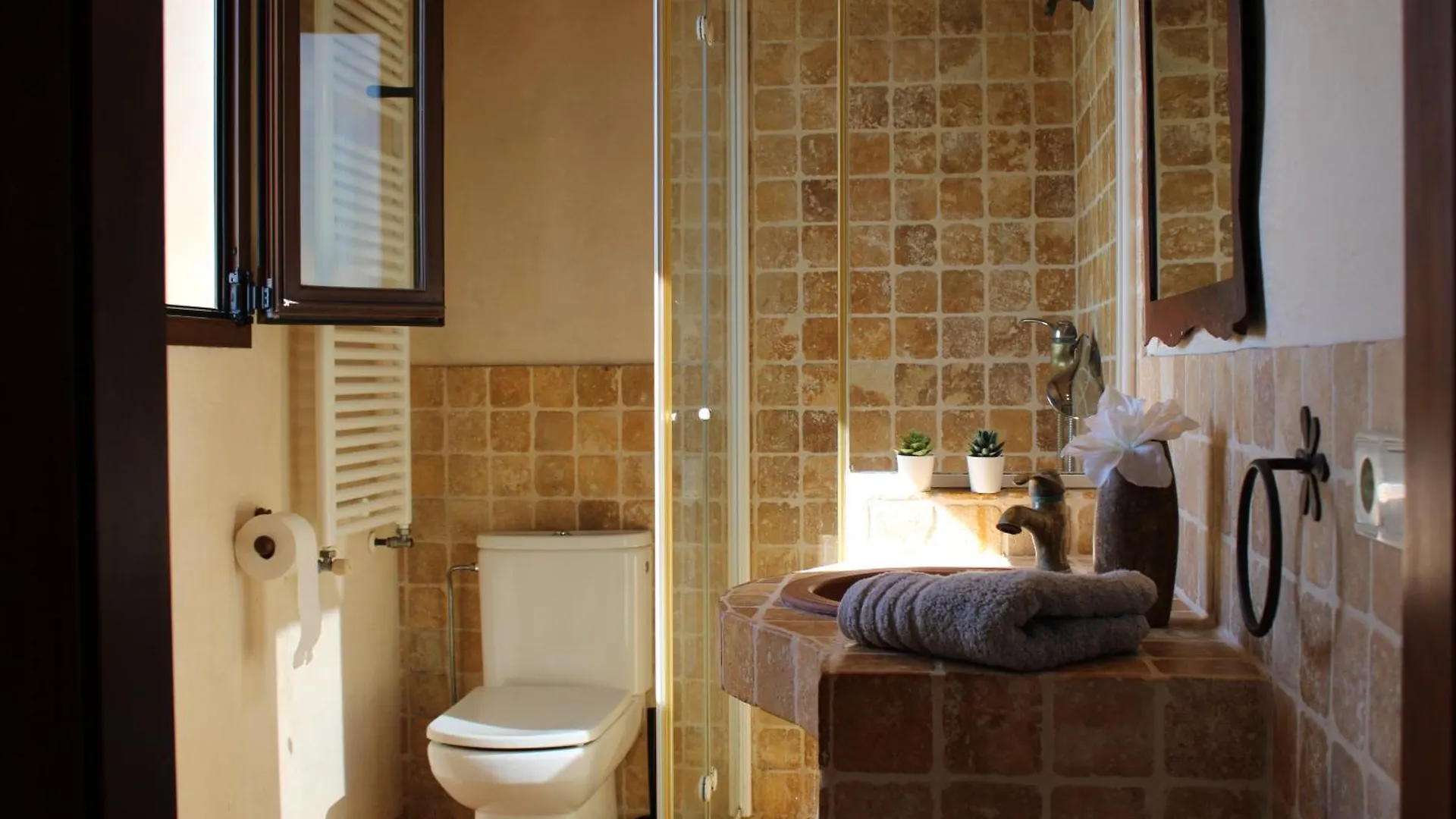 הוילה Ballerics House With Spectacular Views בית נופש
